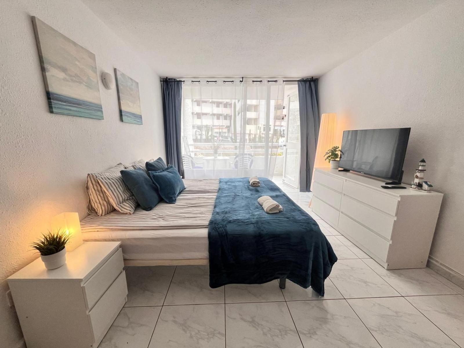 Beach House Apartment Адехе Екстериор снимка