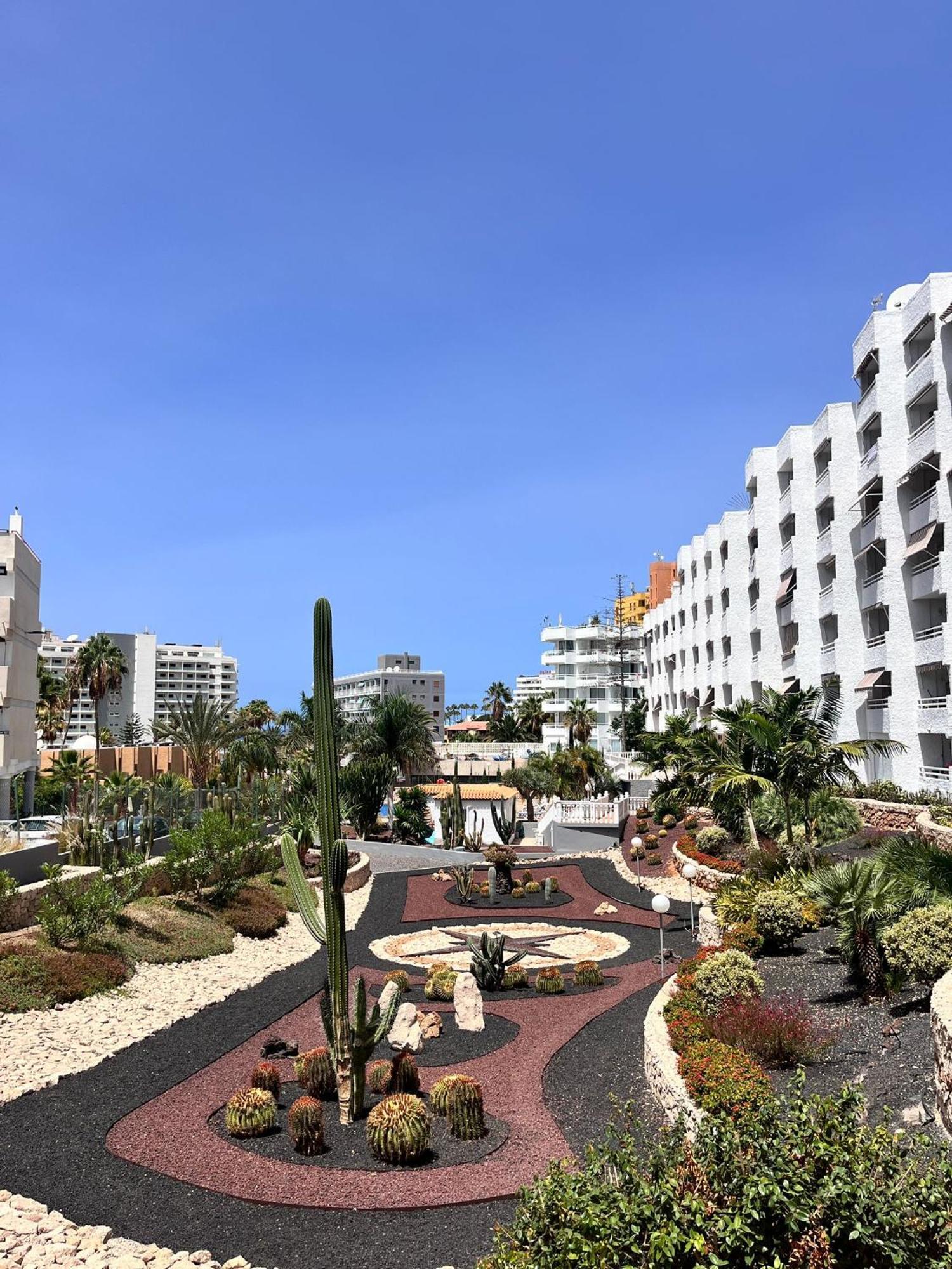 Beach House Apartment Адехе Екстериор снимка