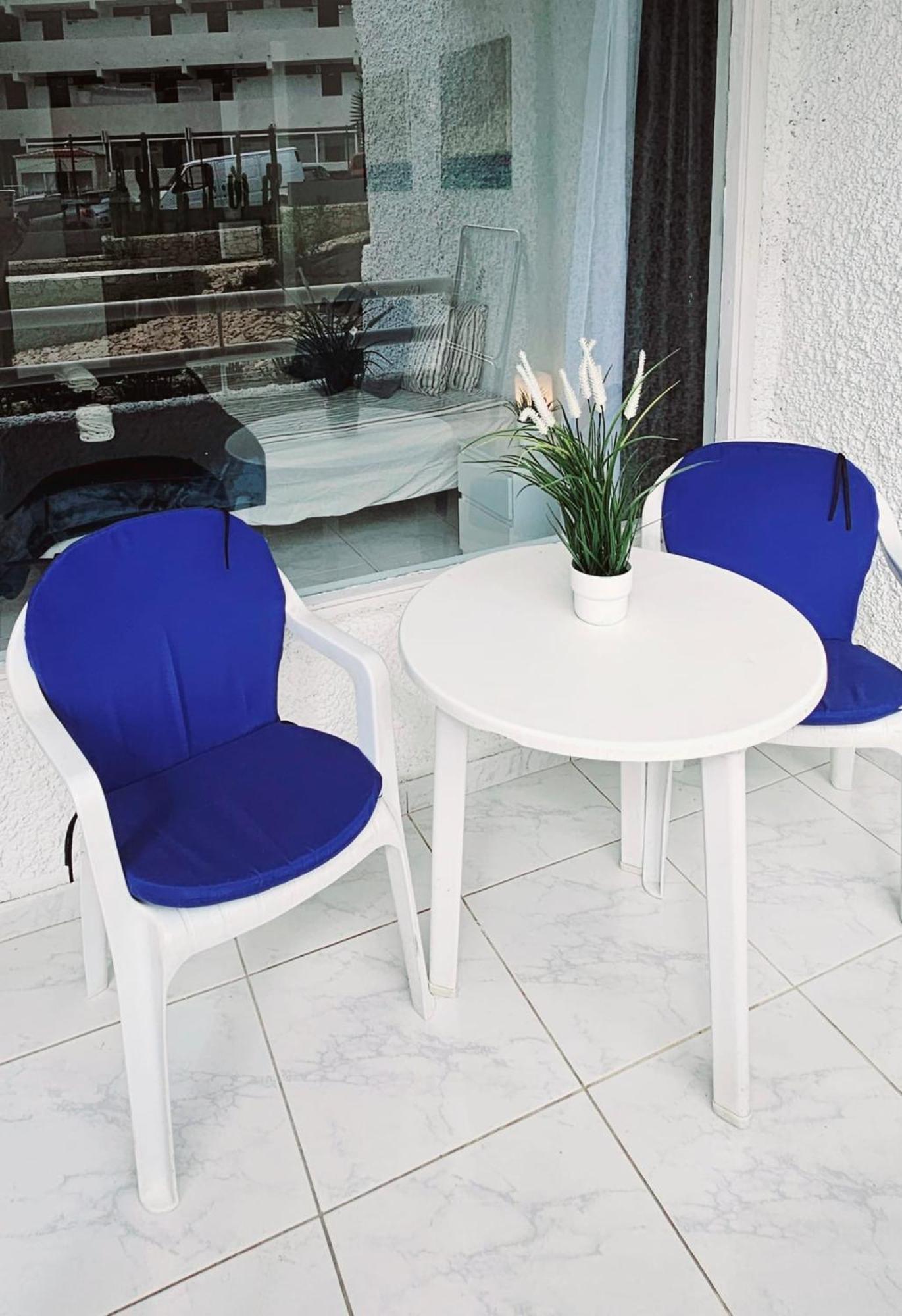 Beach House Apartment Адехе Екстериор снимка