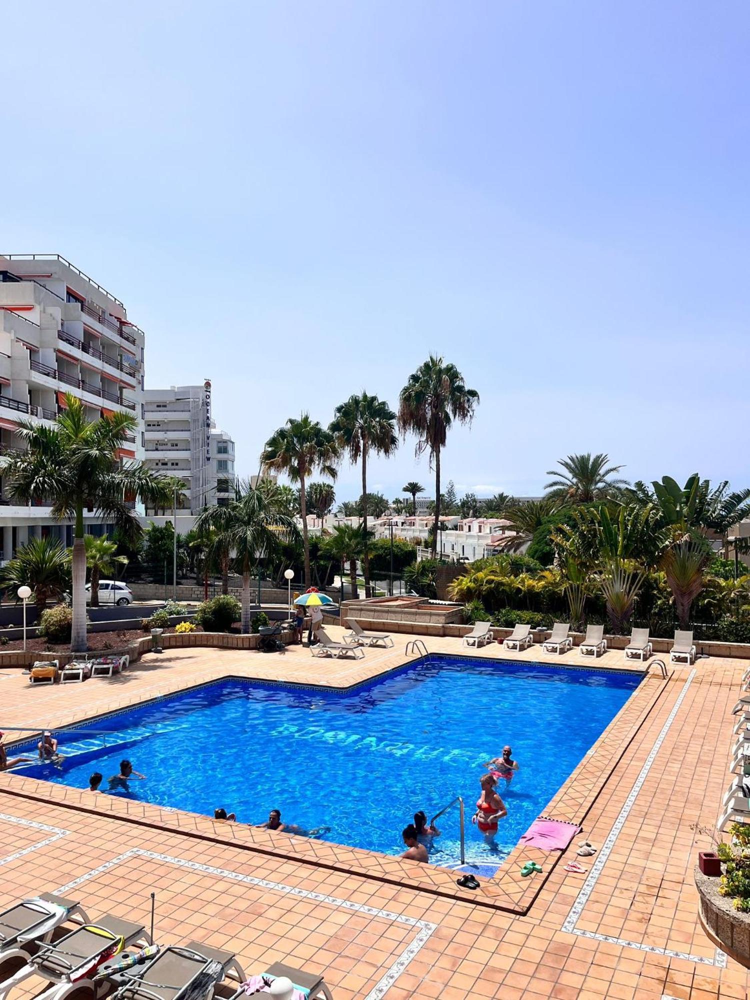 Beach House Apartment Адехе Екстериор снимка
